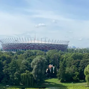 *** Апарт-отель Dedek Park - Historyczny Dworek W Pieknym Parku Skaryszewskim Obok Stadionu Narodowego Польша