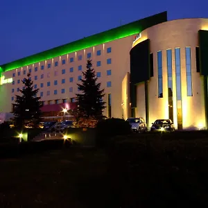 **** Отель Hp Park Plaza Польша